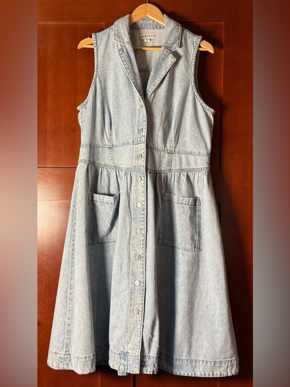 Ava & Viv Light Wash Denim Sleeveless Button-Front Midi Dress Size 16
